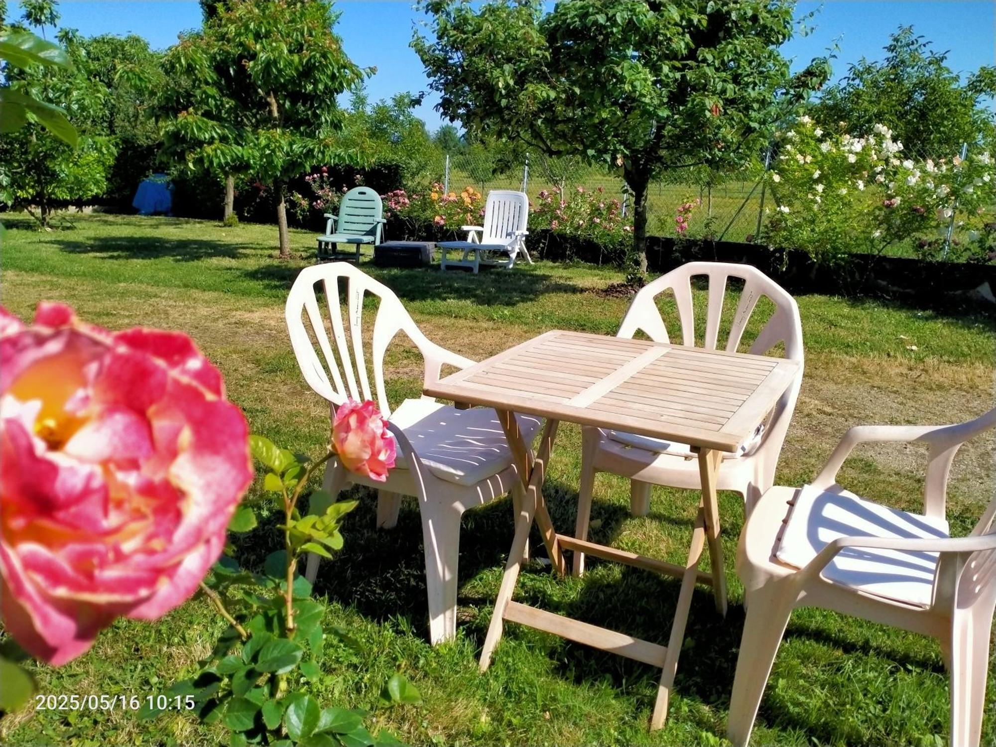 Chambres D'Hotes & Studio L'Hosting Noix Hostun Bagian luar foto